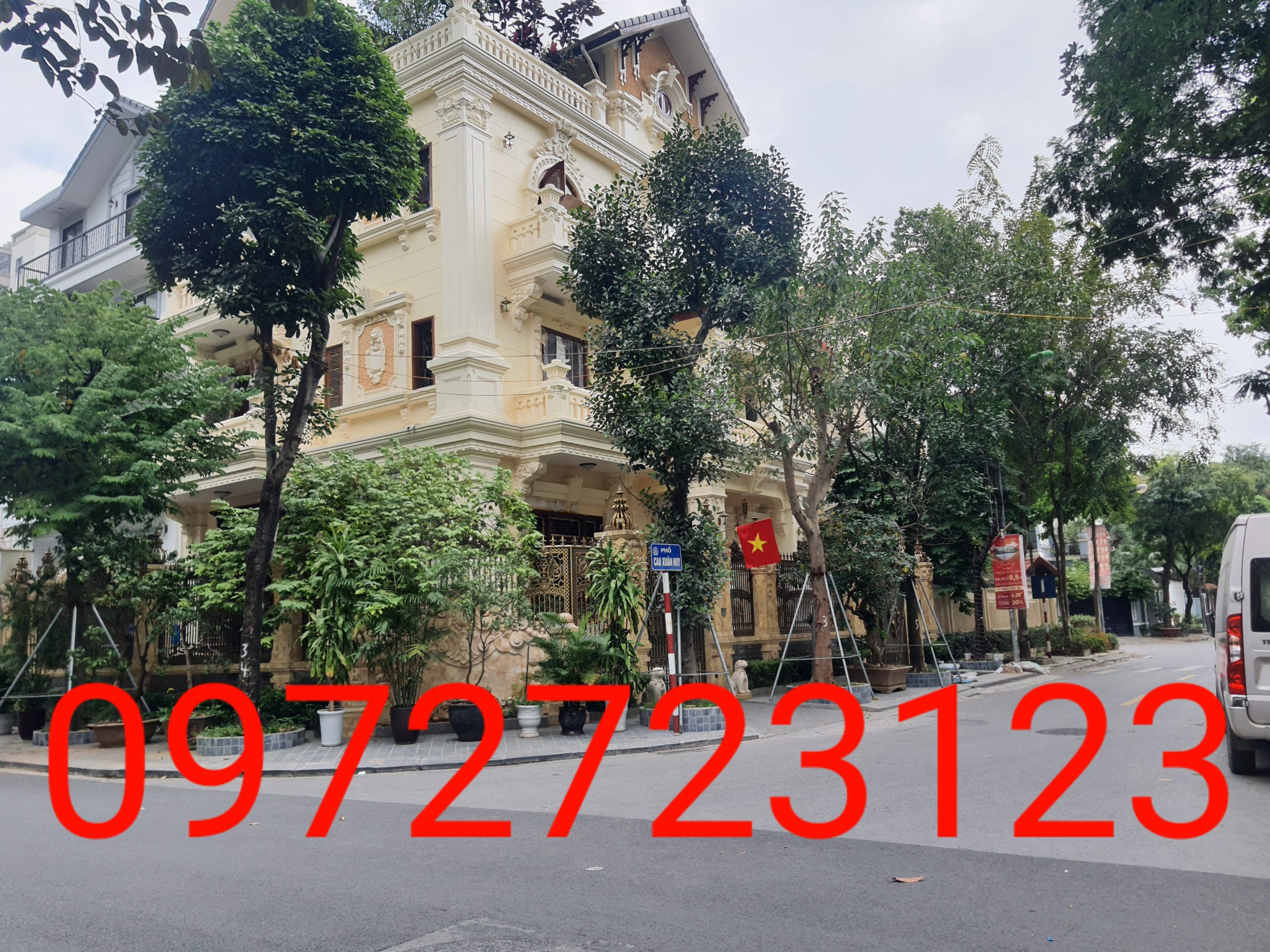 BÁN BIỆT THỰ NHÀ VƯỜN LƯU HỮU PHƯỚC MỸ ĐÌNH 2 NAM TỪ LIÊM DT 210 MT 20M 4.5 TẦNG LÔ GÓC 62 TỶ