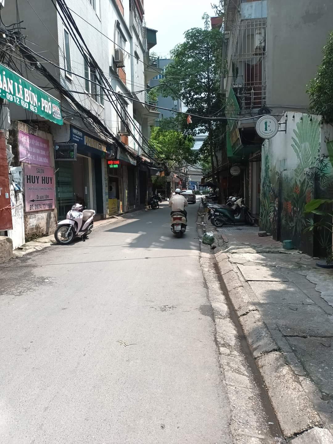 Giảm sốc, nhà mặt phố Khương Thượng ô tô tránh, vào nhà, 5 tầng, 38m2, chỉ 8 tỷ