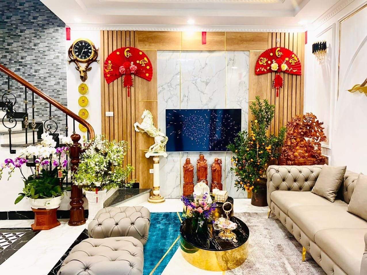 NGUYỄN TRÃI - KHƯƠNG TRUNG 33M x 5 TẦNG x MẶT TIỀN 6M - NHÀ CỰC ĐẸP Ở NGAY ĐÓN TẾT - NGÕ Ô TÔ CON - 3 BƯỚC RA PHỐ - TRUNG TÂM THANH XUÂN - SỔ VUÔNG BÁNH TRƯNG