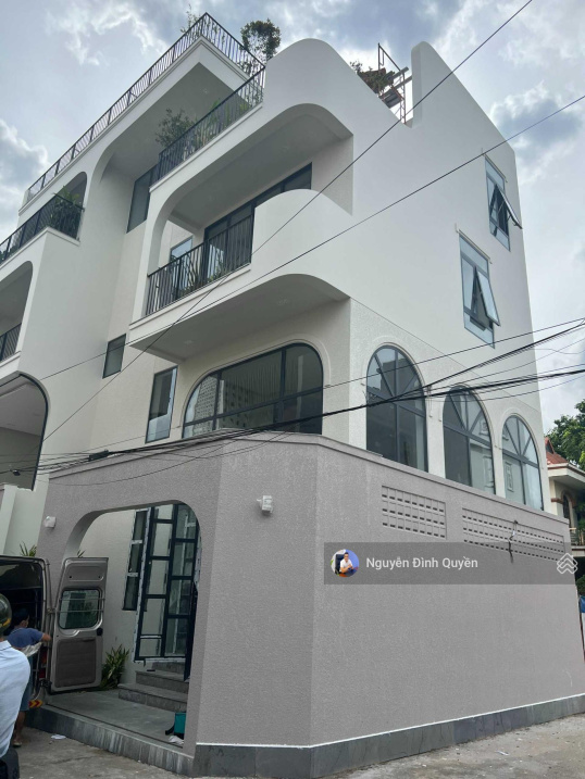 23.9 tỷ - sở hữu nhà đẹp 4 tầng - DT: 11 x 10m - Đường Số 9 - P. Bình An - Quận 2