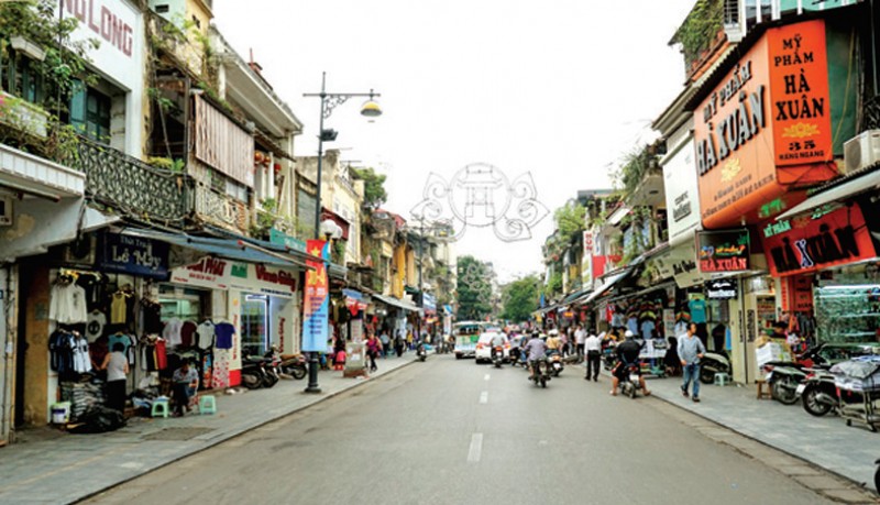 Bán nhà ngõ phố cổ - Hàng Ngang ( Q. Hoàn Kiếm ). DT 20 m2. 2 T. MT 4m. SĐCC .Giá 8,5 Tỷ.