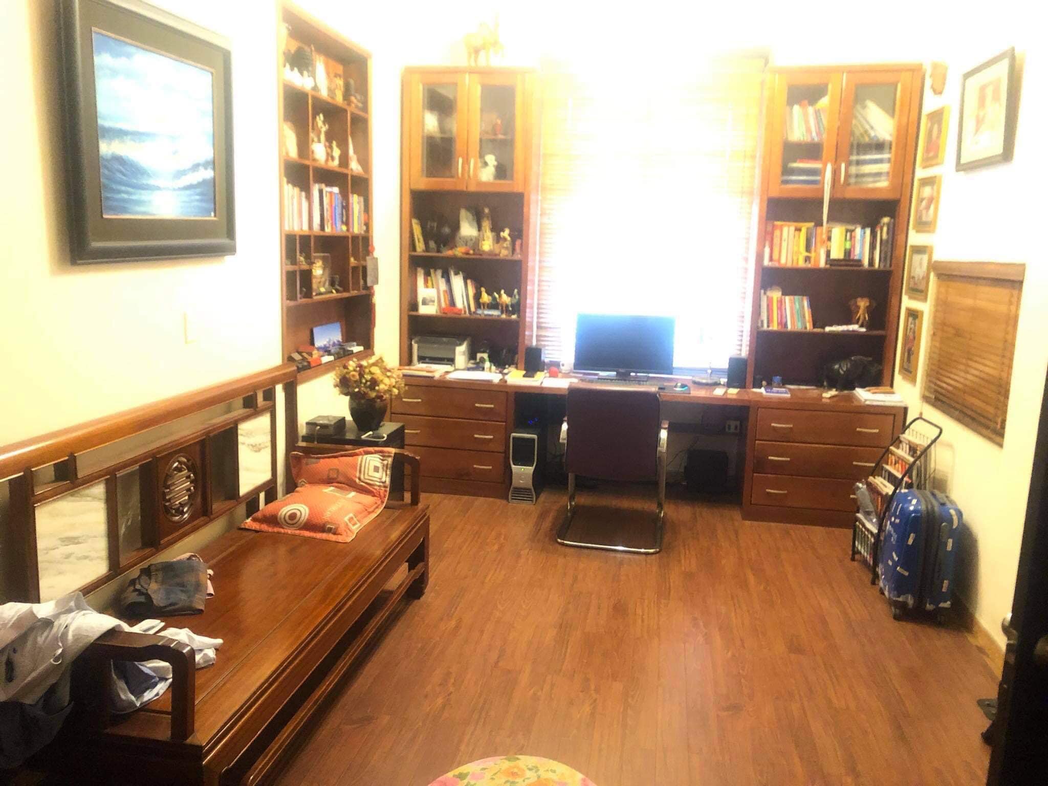 Bán nhà mặt ngõ 325 Kim Ngưu 2 oto tránh xây tòa nhà vip1. Dt 75m2 x 4t mt 6.6m 13.3 tỷ
