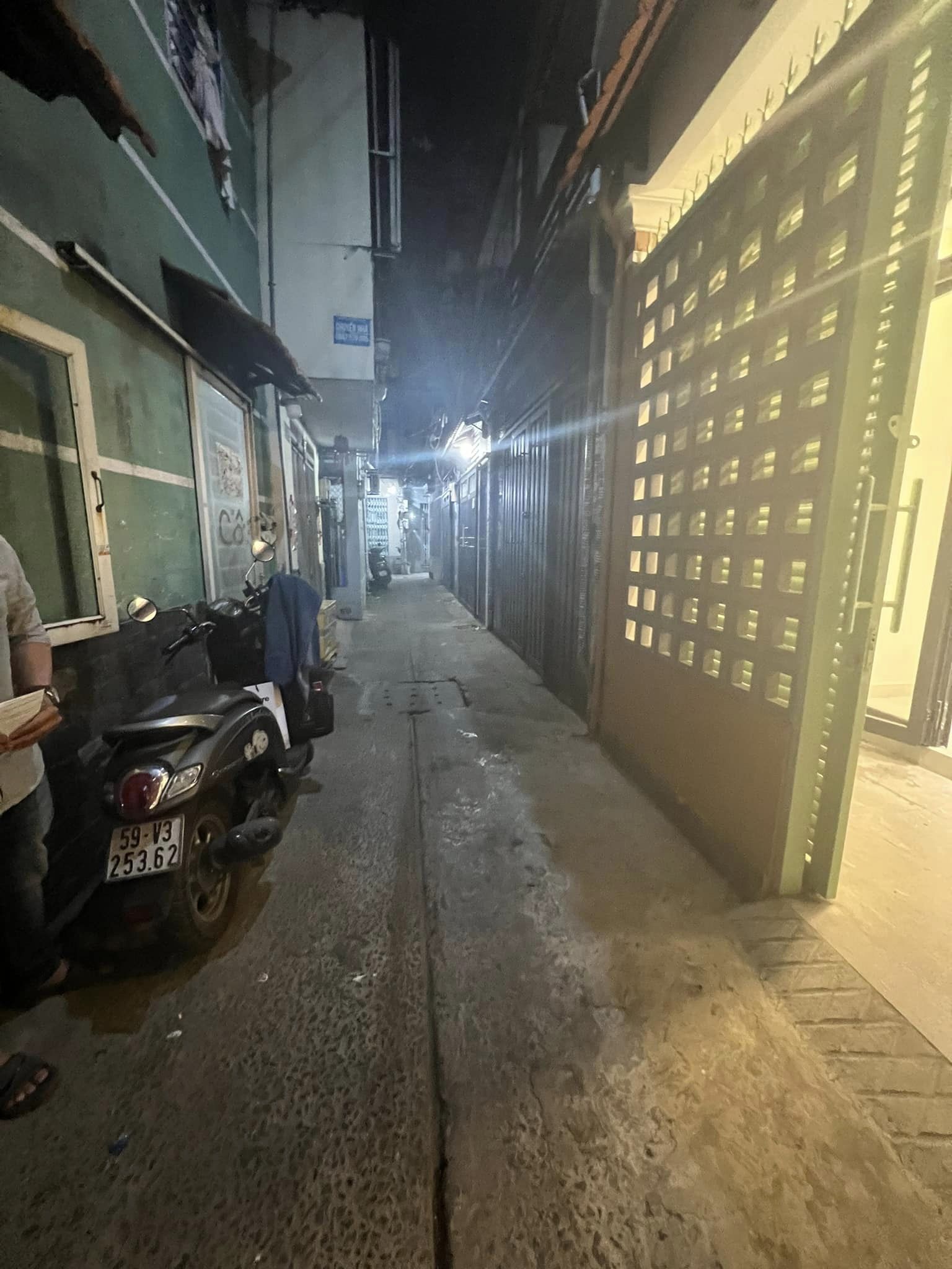 MINI NHÀ PHỐ NGAY VINCOM QUANG TRUNG-DT 27M2-GIÁ 3.7 TỶ