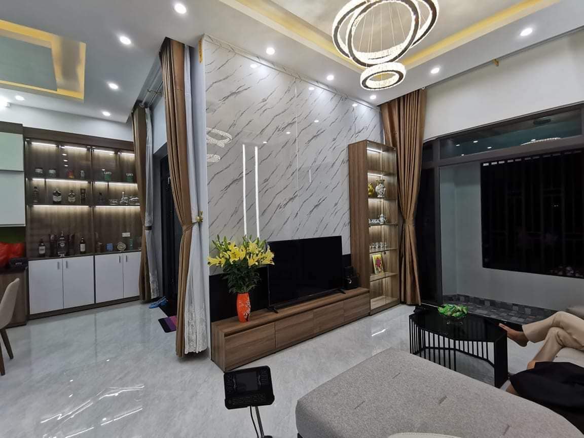 Cần bán nhà cấp 4 xây kiên cố tại tổ dân phố 5, Tân thanh