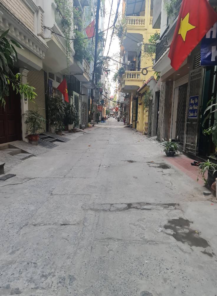 PHÂN LÔ BÀN CỜ- 60M2X5T, MT5M - 7 CHỖ TRÁNH - VÀO NHÀ - KINH DOANH TỐT - GIÁ 10 TỶ