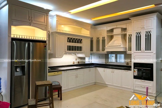 Nhà bán Hoàng Quốc Việt, mặt tiền thông thoáng, ôt đỗ cửa, giá rất tốt, nhà rất đẹp