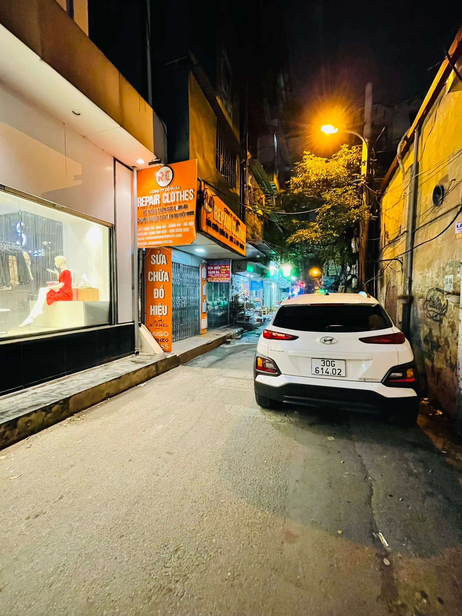 Tôi Bán Nhà Hoàng Cầu 3 Thoáng Ngõ Ô Tô, Kinh Doanh - Giá Có Thương Lượng.