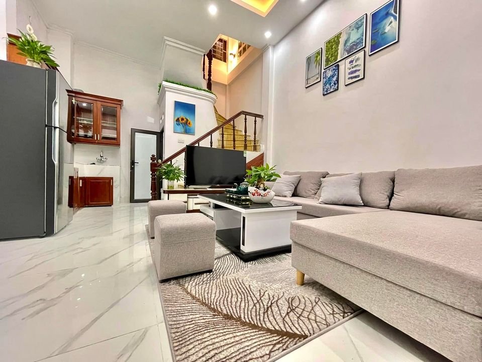 BÁN NHÀ MỚI 209 ĐỘI CẤN 35M2 X 5 TẦNG, LÔ GÓC 2 THOÁNG, BA GÁC ĐỖ CỬA