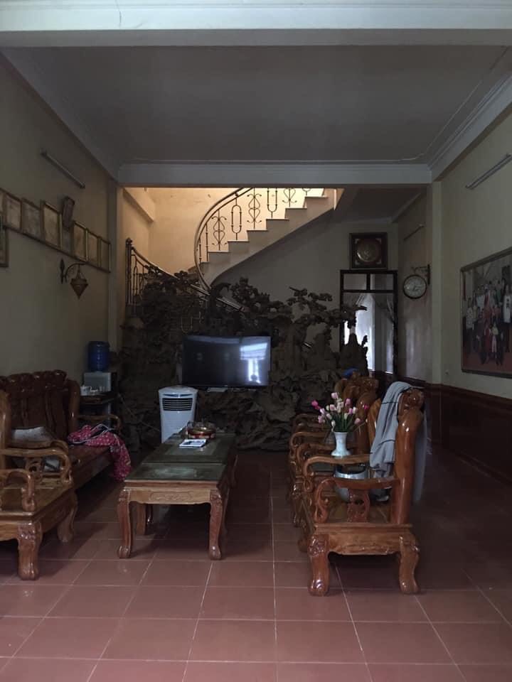 Bán nhà 2 tầng tổ 4 phường Noong Bua, thành phố điện Biên Phủ