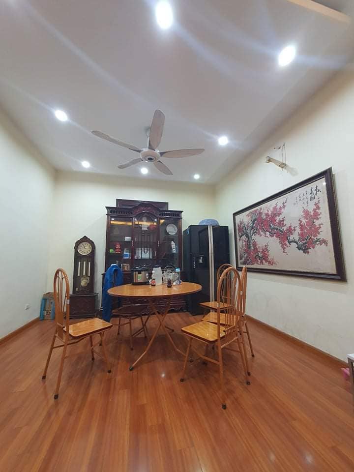 bán nhà ngõ 34 Xuân La Tây Hồ, Chỉ hơn 10 tỷ có nhà 55m, Phân Lô, Ô Tô 7 chỗ.