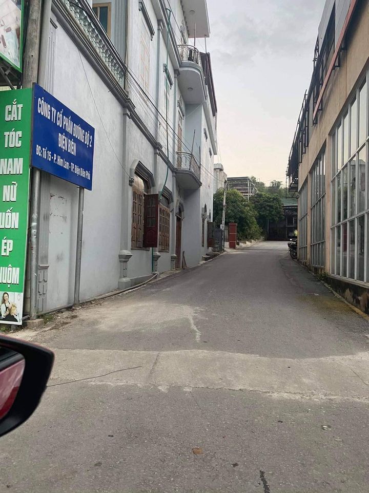 210m2