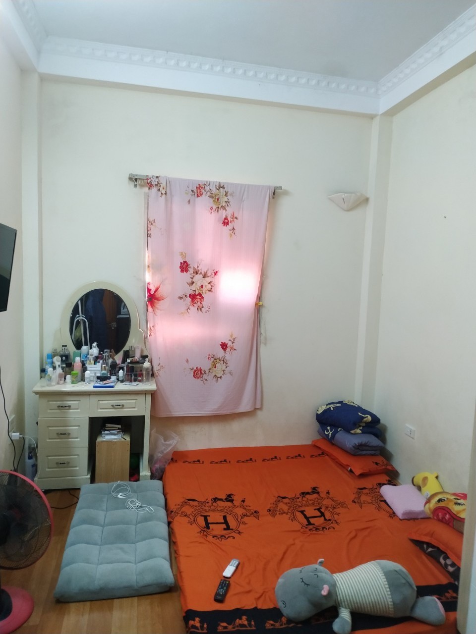 Bán nhà Thịnh Hào 3 - Đống Đa 20m x 4T, 3 Gác Chỉ 2.1 tỷ