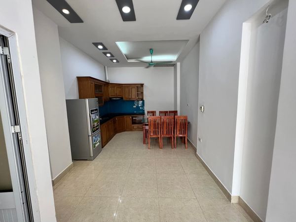 nhà đẹp cần bán trong tết các chế ơi xin mời................