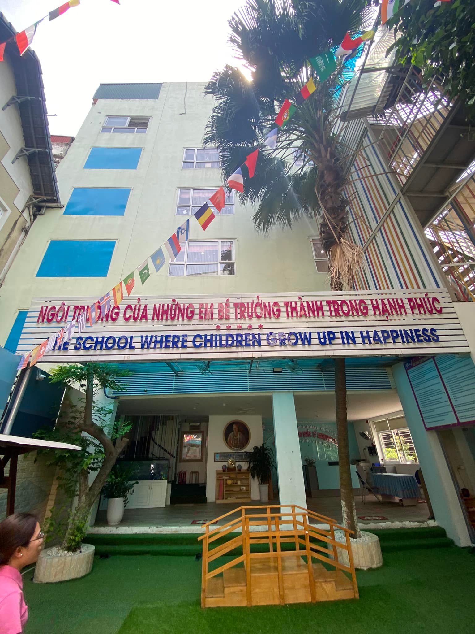 Bán nhà 7 Tầng View Hồ Tây, Quận Tây Hồ, 82m2 Mt7m, Kinh doanh đa dạng