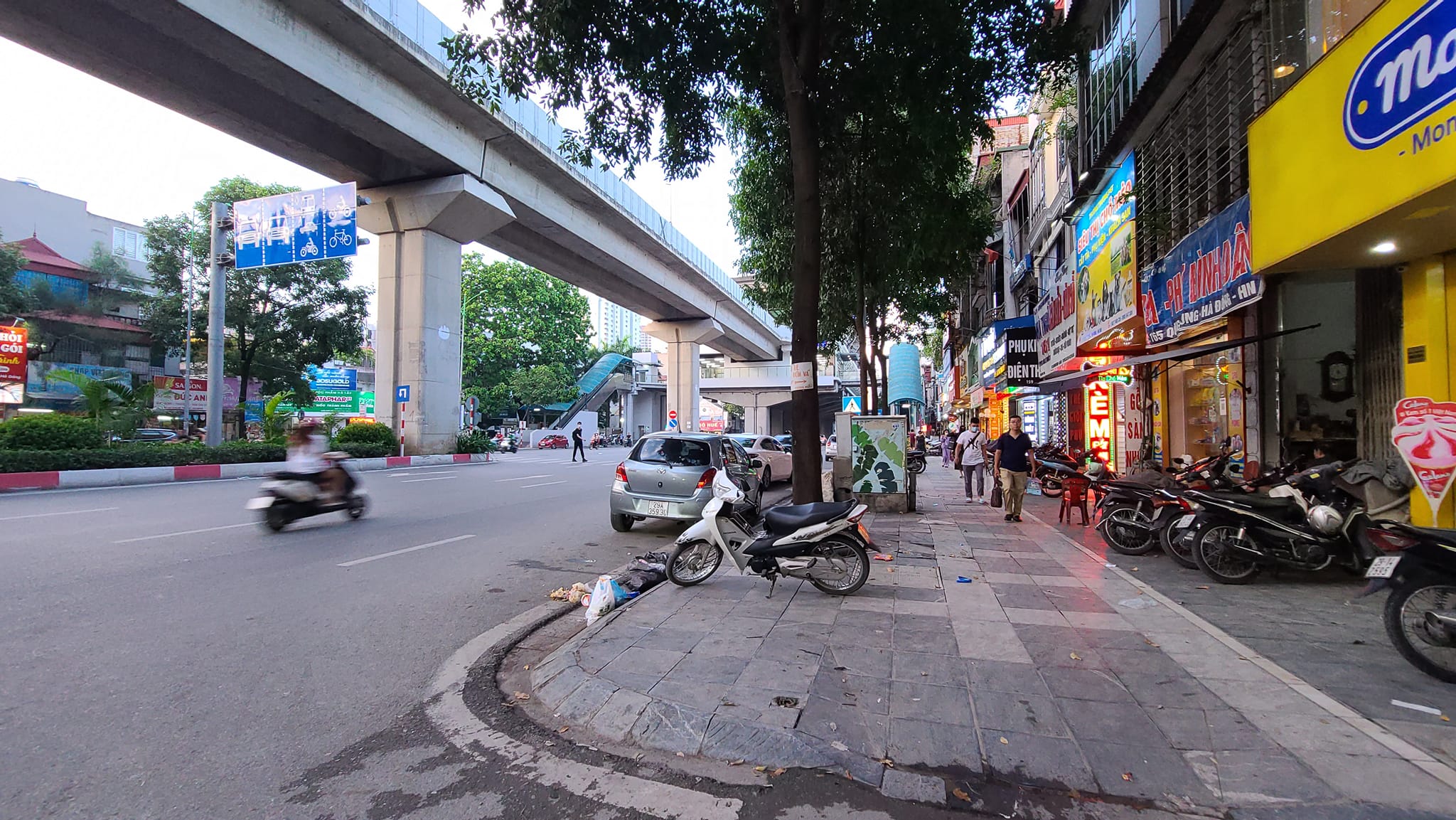 Bán đất tặng nhà cấp 4, Phố Quang Trung Hà Đông,ngõ nông, 71m2 - nhỉnh 6 tỷ.