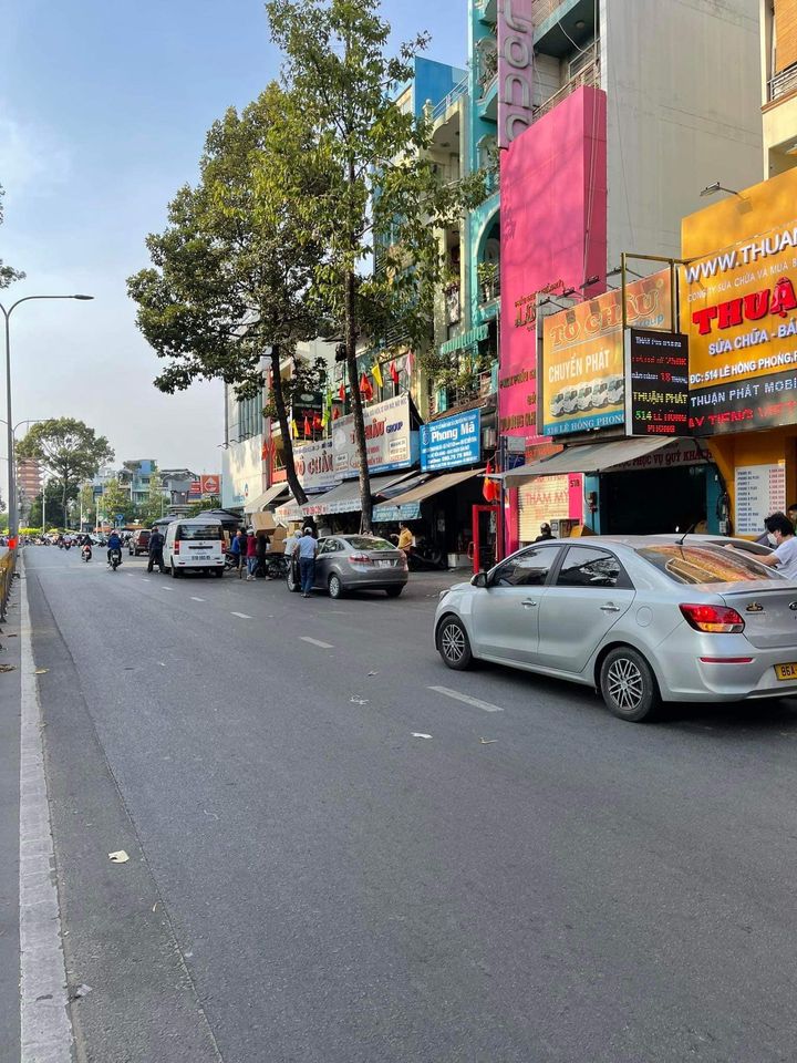 BÁN NHÀ MẶT TIỀN LÊ HỒNG PHONG QUẬN 10 - 5 TẦNG NGANG LỚN 10M .KHU VỰC HIẾM CÓ KHÔNG CÓ CĂN THỨ 2 SO SÁNH.