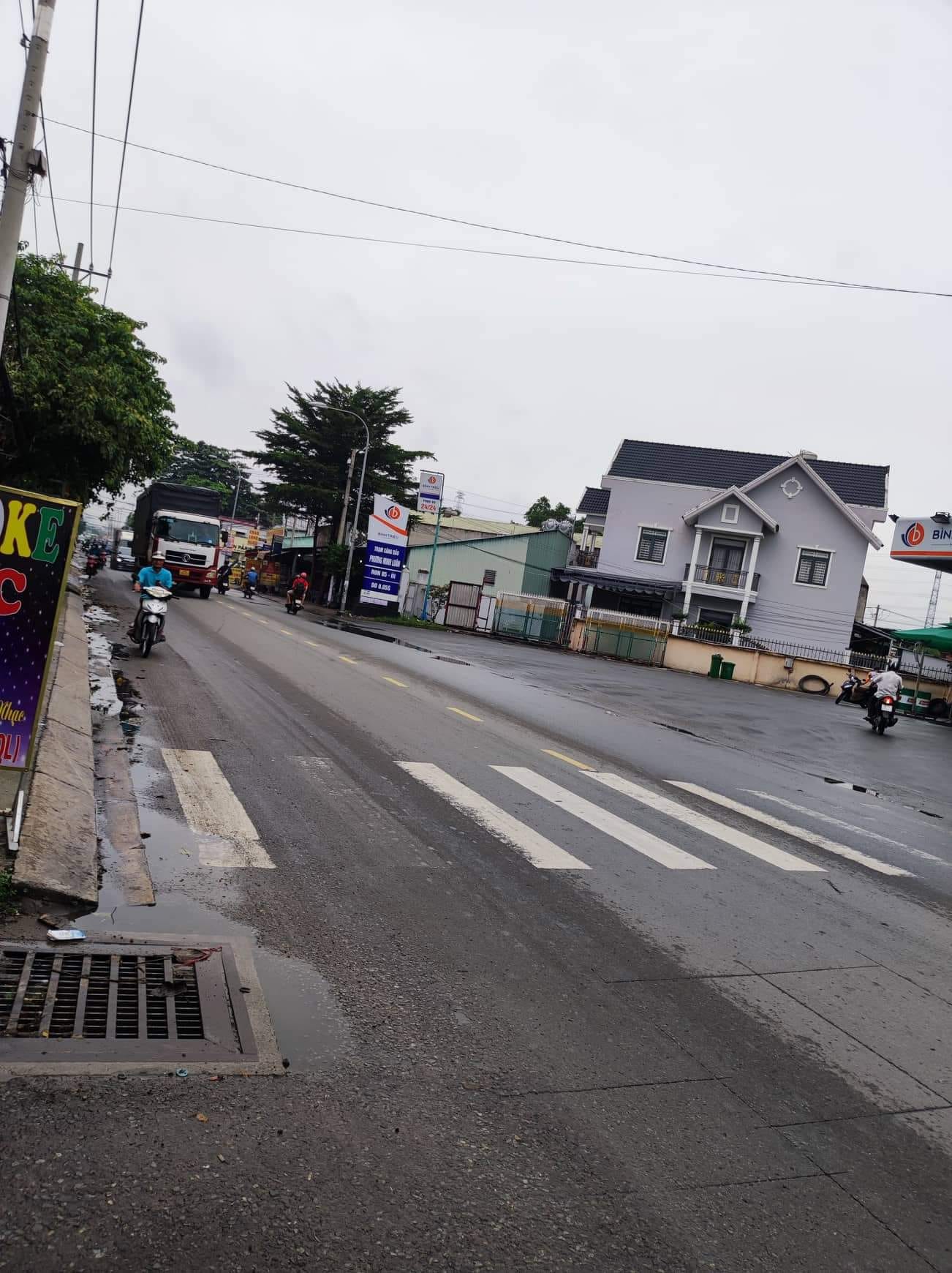 VÀI BƯỚC RA MT NGUYỄN ẢNH THỦ-HXH6M-HIỆP THÀNH-Q12-CHỈ HƠN 4TỶ