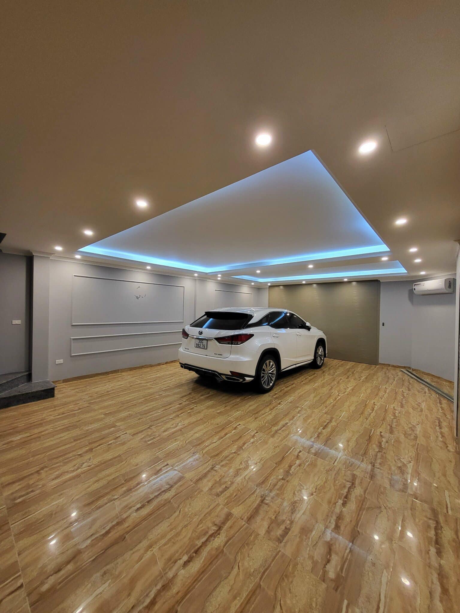 BÁN NHÀ NGUYÊN HỒNG 100M2 7T MT 7.1M 39 TỶ- NGÕ TO NHƯ PHỐ - LÔ GÓC- OTO DỪNG ĐỖ- 2 THOÁNG