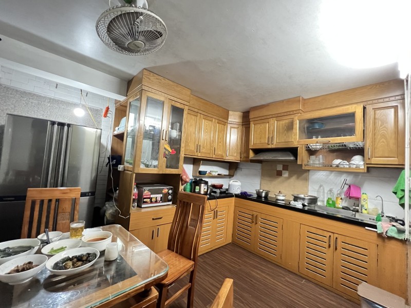 Bán nhà phố Thanh Nhàn Hai Bà Trưng 40m2 x 5 tầng, MT 5m, giá 4.2 tỷ