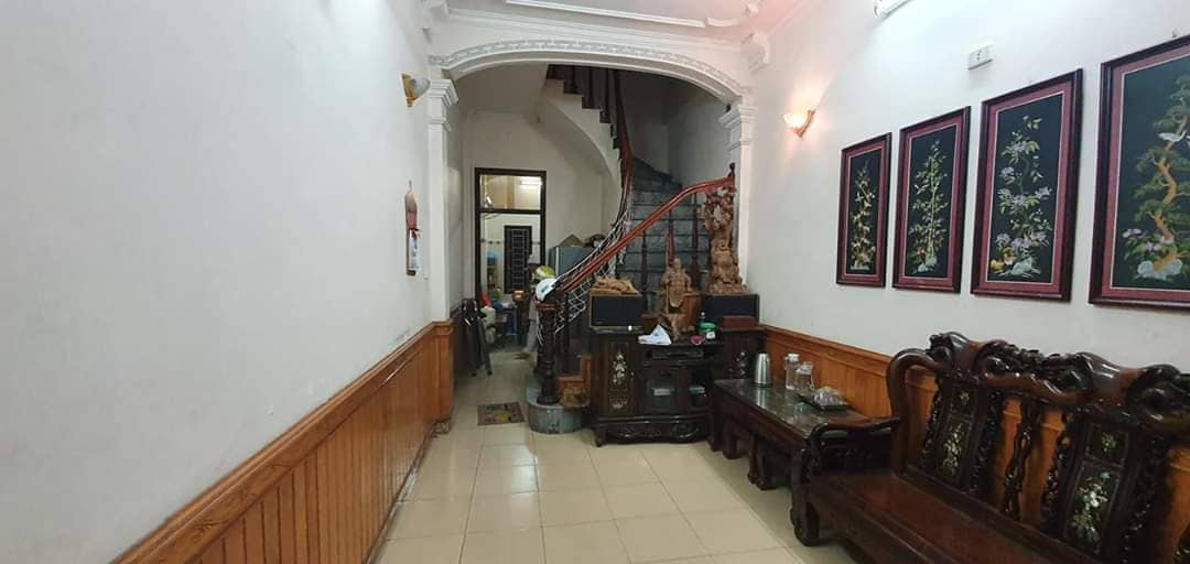 Bán nhà Khương Trung 27m x 4 tầng, ngõ thông, kinh doanh nhỏ, oto cách 20m giá chỉ 2.8 tỷ