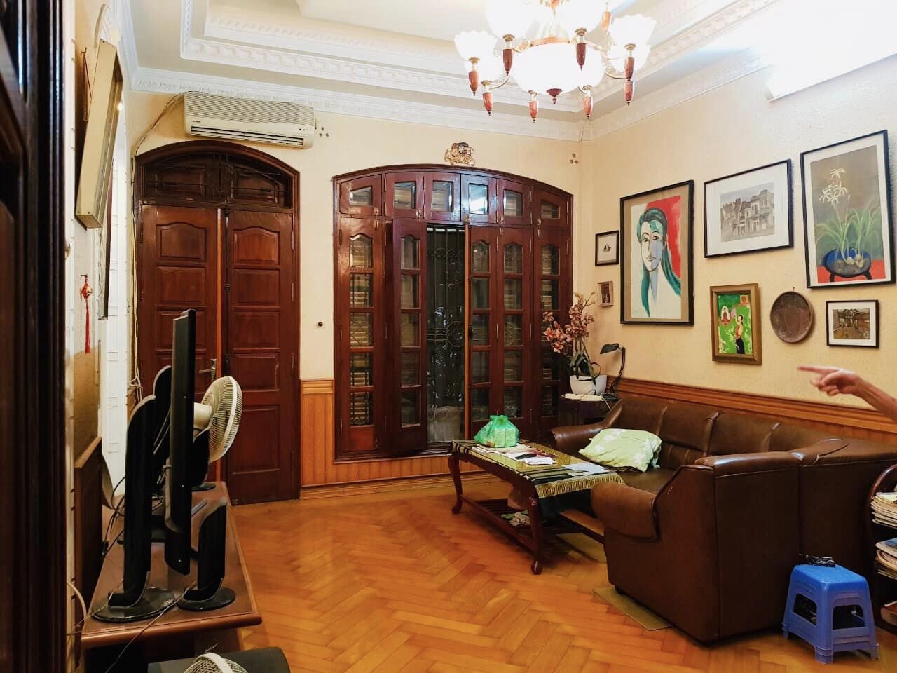 Nguyễn Khánh Toàn, Cầu Giấy. 95m2 x 5T. Ngõ to, ô tô tránh. Nhà 2 mặt thoáng.