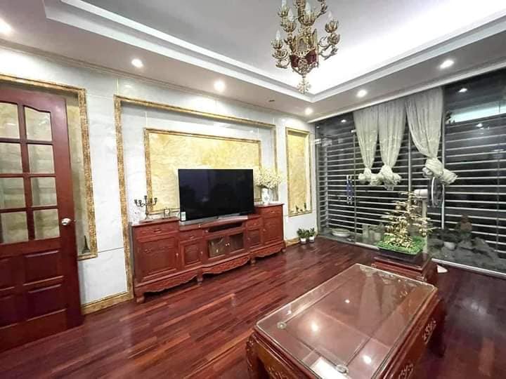 66m2