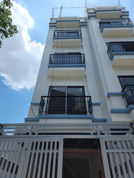 NHÀ THỊNH LIỆT- Ô TÔ ĐỖ CỬA- 51M2- 5T- GIÁ CHỈ 5.9 TỶ.