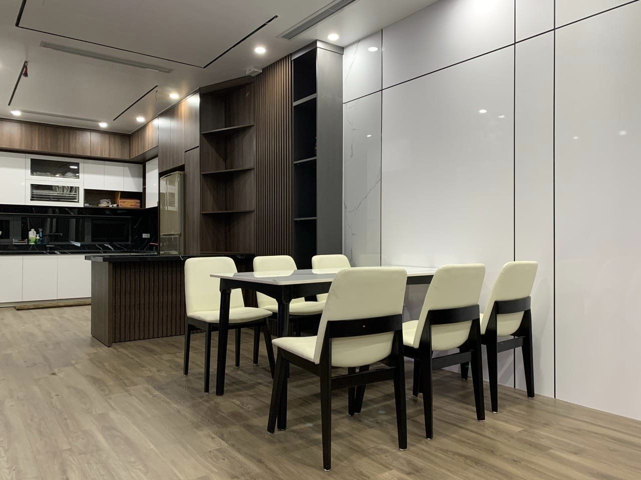 BÁN NHÀ PHỐ HỒ BA MẪU, ĐỐNG ĐA, LÔ GÓC, GẦN HỒ, 37M2 4 TẦNG, GIÁ 4 TỶ