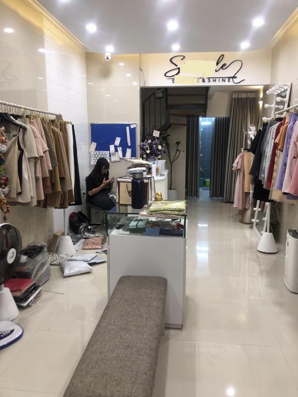 Bán nhà mặt phố Lý Nam Đế diện tích 45m2 có 4 tầng oto đỗ cửa, kinh doanh.