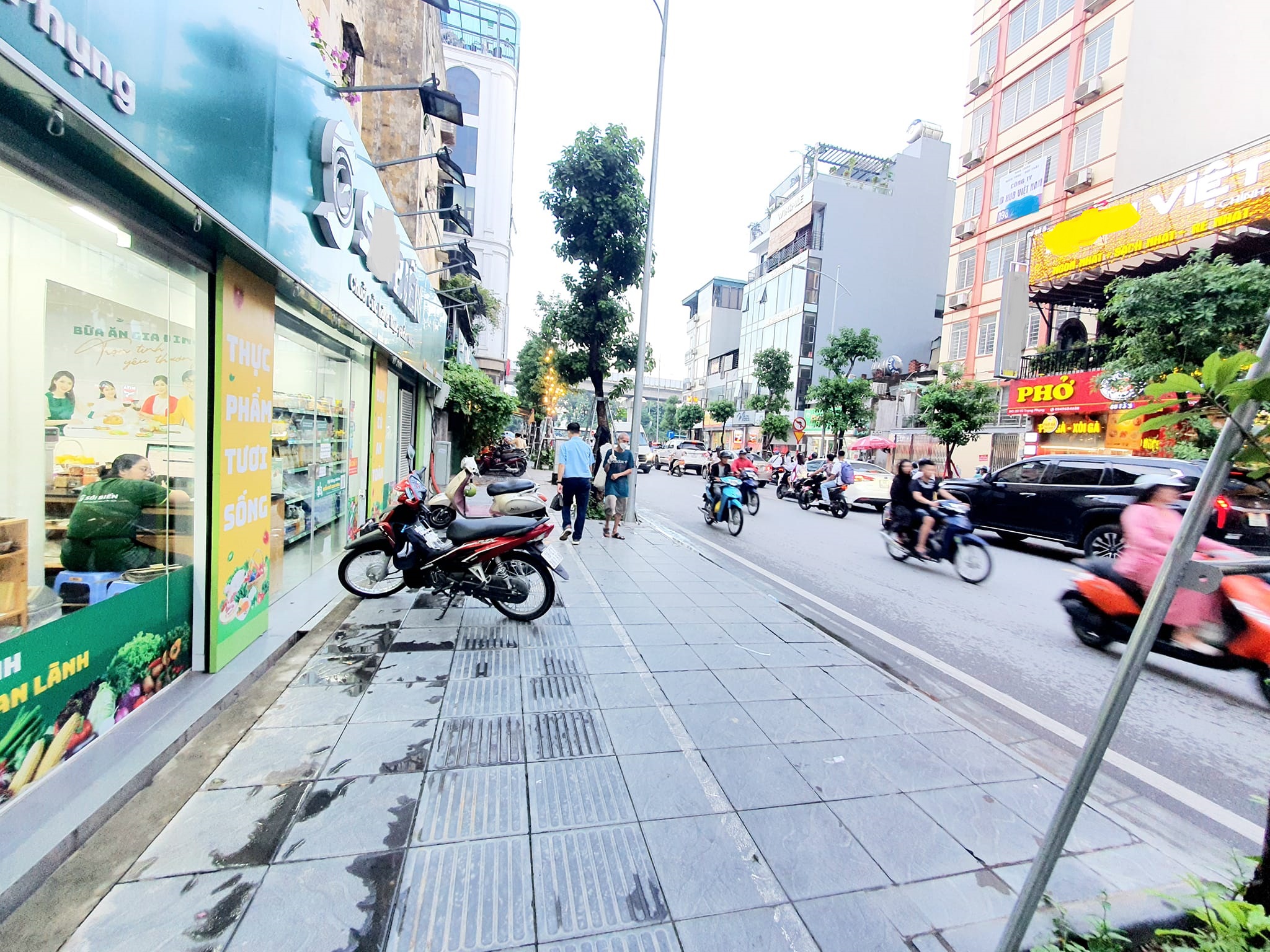 Bán nhà mặt tiền, Phố Nguyễn Tuân, Quận Thanh Xuân, mặt tiền 10m2 kinh doanh đa dạng