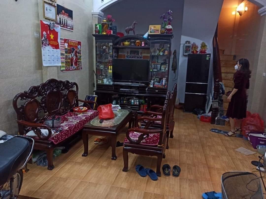 Bán nhà ngõ 69 Tứ Liên Tây Hồ, nhà 5 tầng 39m2