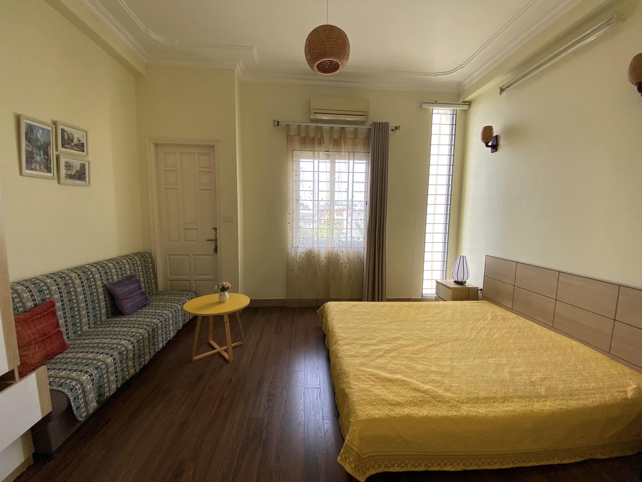 bán nhà ngõ 28 Tứ Liên Tây Hồ, Ở Yên Tĩnh, An Sinh tốt, Gần Trường Gần Chợ.