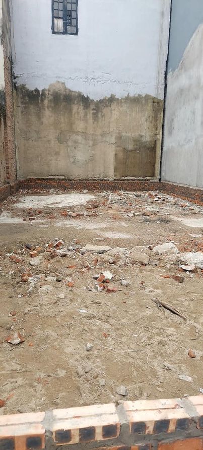 Bán Đất Đội Cấn -Mặt Ngõ ngõ thông 30M2 Mặt tiền 4M 2.05 Tỷ