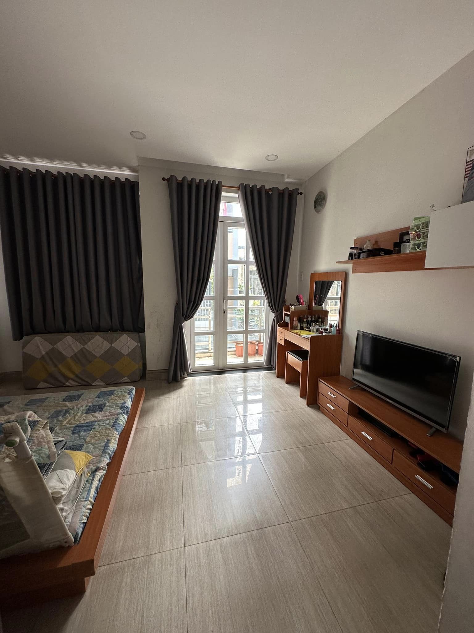 HẺM Ô TÔ - NHÀ ĐẸP TẶNG NỘI THẤT