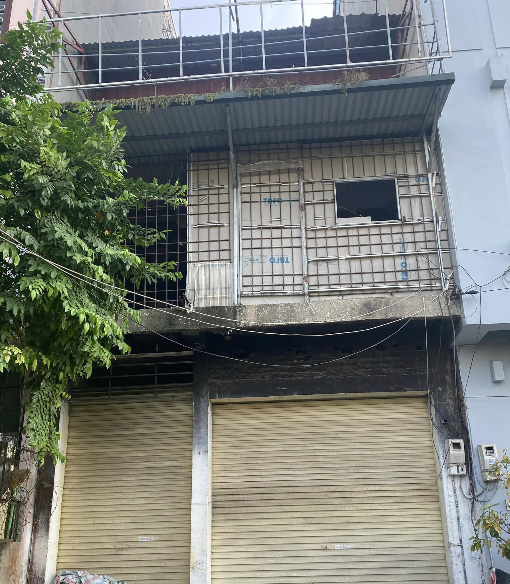 CHÍNH CHỦ BÁN NHÀ NGHĨA ĐÔ DT 49M X 2.5T - MT 5.6M, NHỈNH 15.9 TỶ, Ô TÔ ĐỖ CỬA. O9O6217669