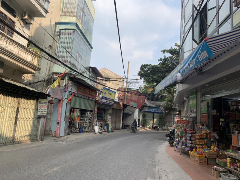 Bán nhà Lê Trọng Tấn Hà Đông, 40m 2 Thoáng, Mặt tiền rộng giá chỉ 5 tỷ