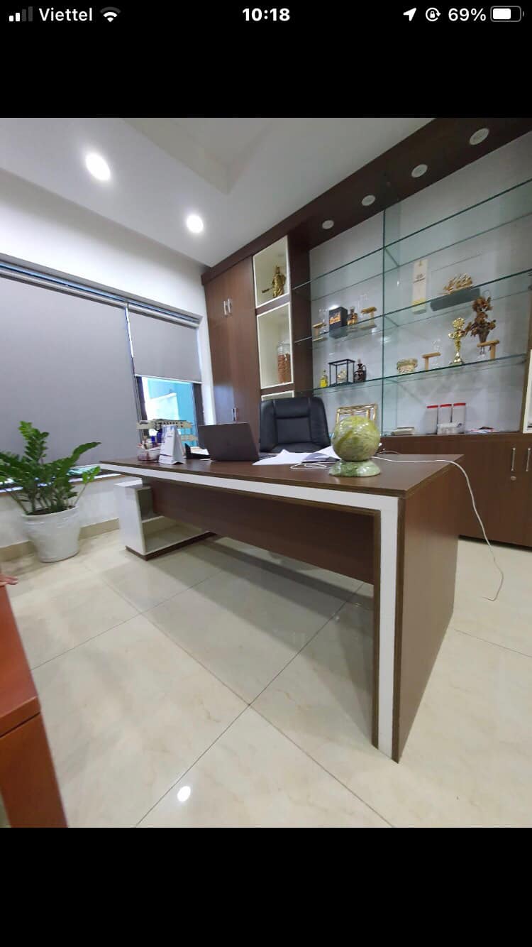 BÁN NHÀ TRUNG KÍNH – YÊN HÒA – CẦU GIẤY – MỚI – ĐẸP – MẶT TIỀN RỘNG – THUẬN LỢI CHO THUÊ VĂN PHÒNG