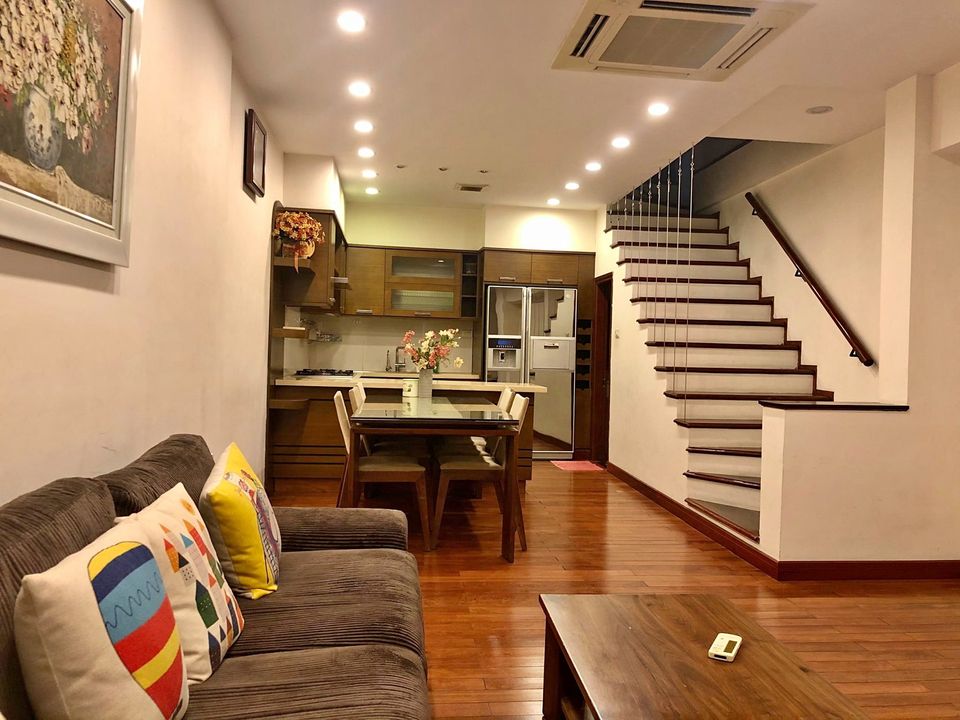 BÁN NHÀ CHÙA LÁNG 45M2 X 5 TẦNG, NGÕ THÔNG, BA GÁC ĐỖ CỬA