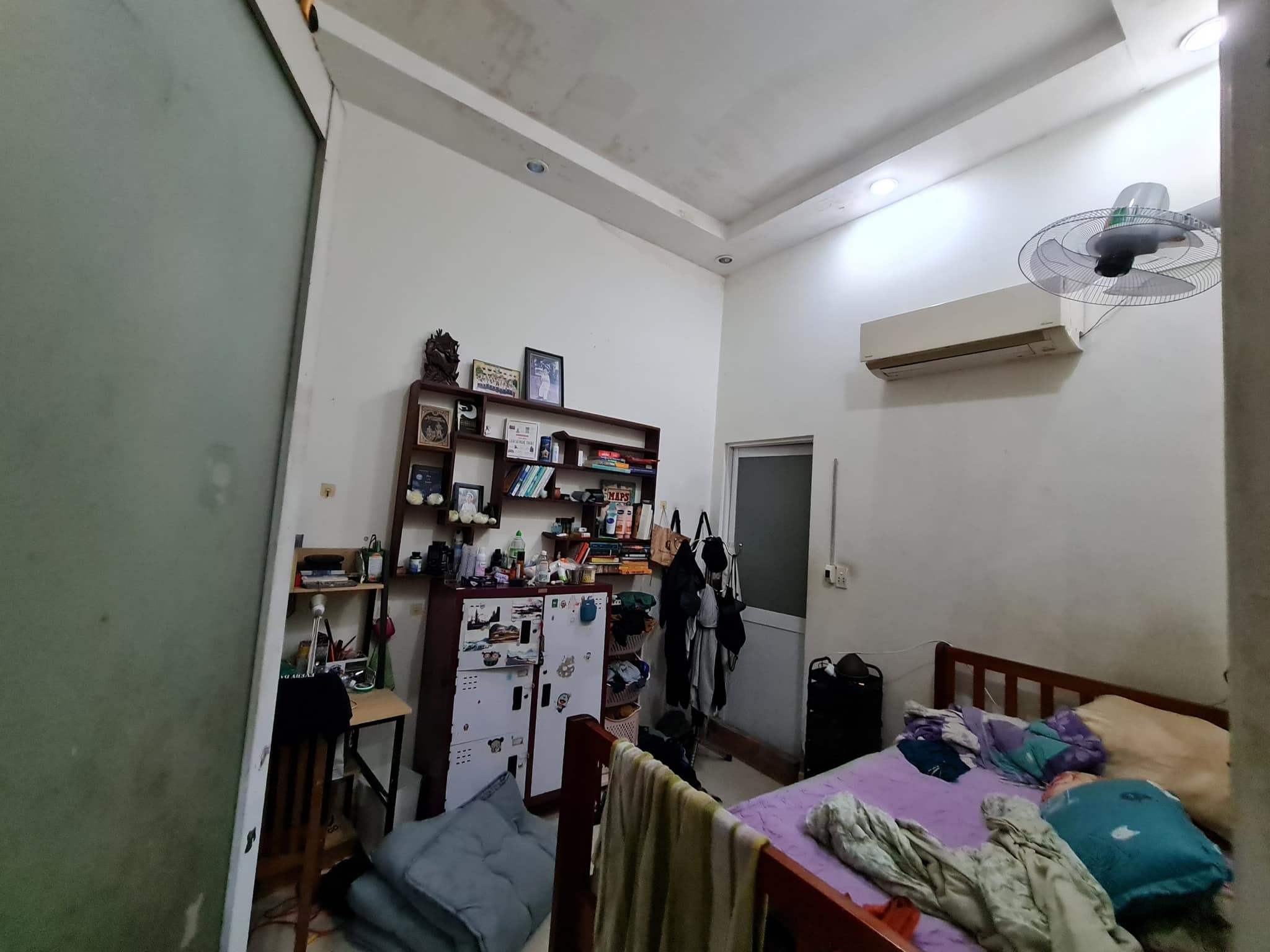 BÁN NHÀ HẼM XE TẢI TRÁNH HỒ VĂN LONG 84M2 - GIAO VỚI Lê Trọng Tấn - CẤP 4 MỚI CHỈ 5 TY200