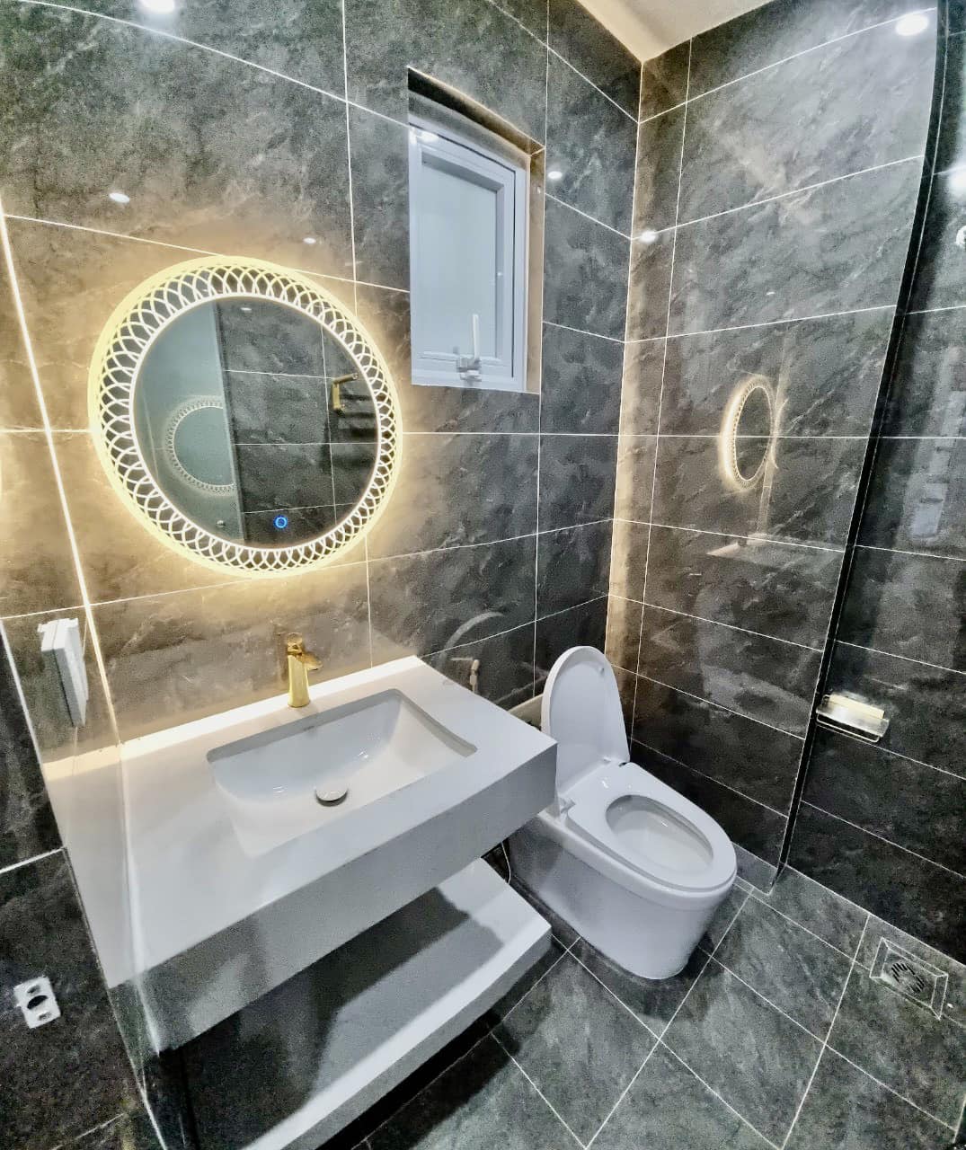 BÁN NHÀ NGUYỄN KHANG 7.9 TỶ 40M2 6T MT 6M-THANG MÁY-LÔ GÓC-NGÕ THÔNG-SIÊU ĐẸP-SÁT PHỐ