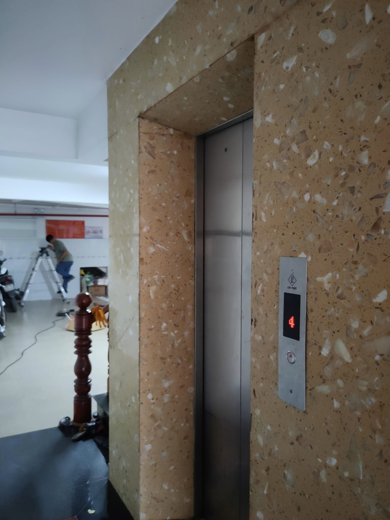 Hót Lắm, LONG THẠNH MỶ QUẬN 9 CC CẦN BÁN KHÁCH SẠN 7 TẦNG 6MX33.5 DT 202M2 GỒM 20 PHÒNG NHỈNH 16 TỶ