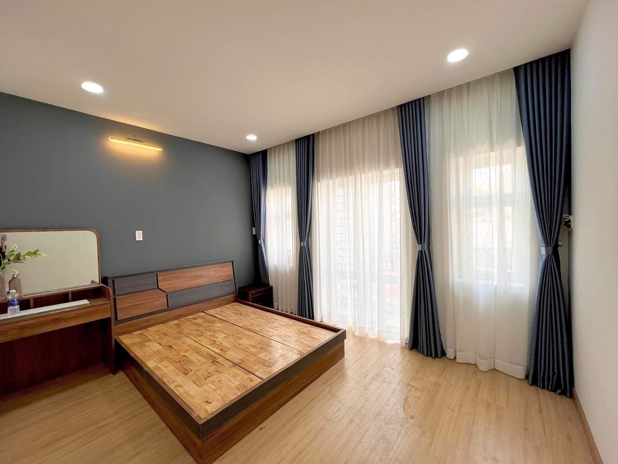 Bán nhà HXH sát Hà Tôn Quyền, Quận 5, 60m2, 4 tầng, giá rẻ