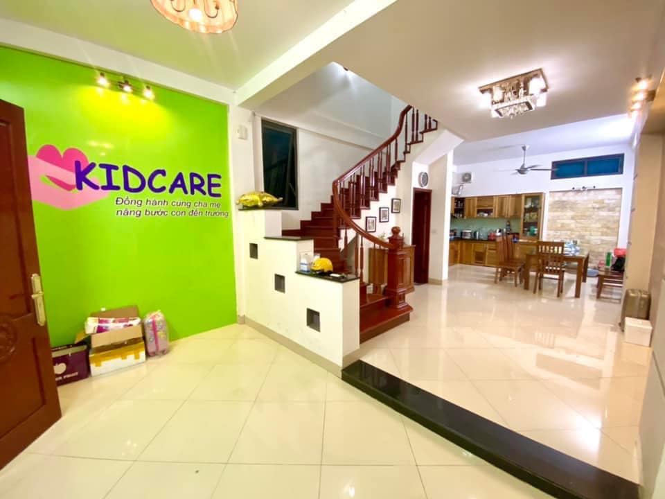 BÁN NHÀ HOÀNG QUỐC VIỆT 8.8 TỶ 60M2 4T MT 4.6M-OTO VÀO NHÀ-2 THOÁNG-SÁT PHỐ-KINH DOANH ĐỈNH