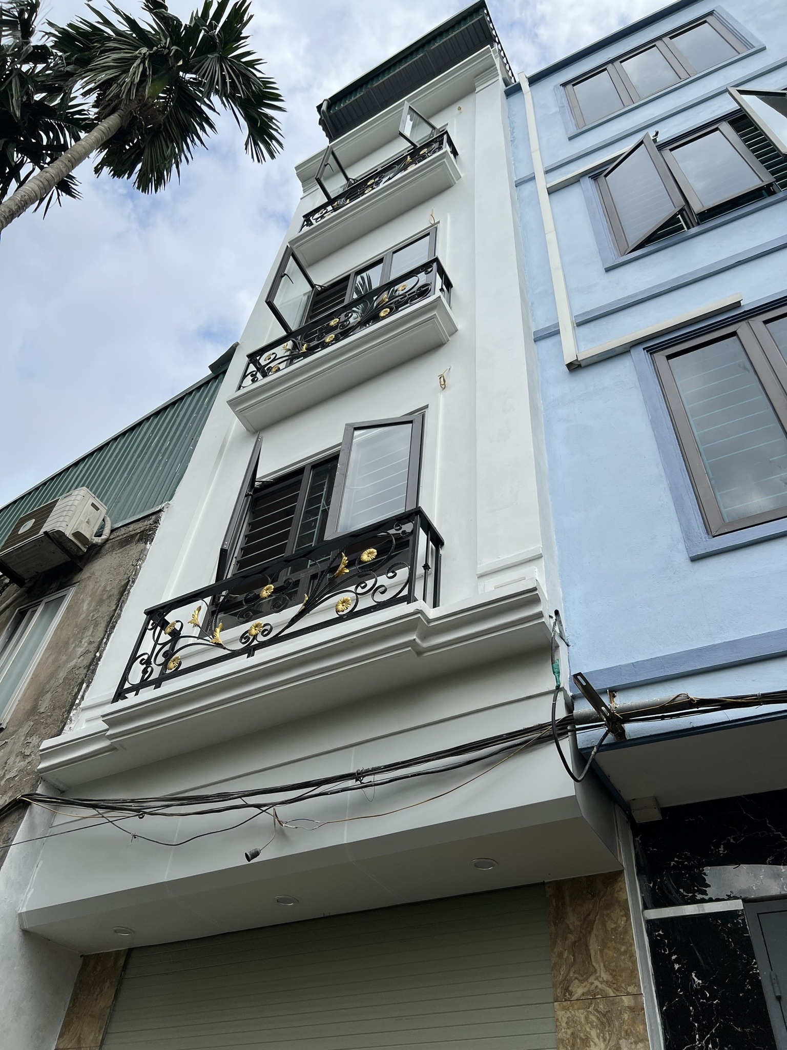 Bán Nhà TT Văn Điển, 35m5T, Nhà Đẹp Mới Koong, Giá Rẻ Nhất Thị Trường