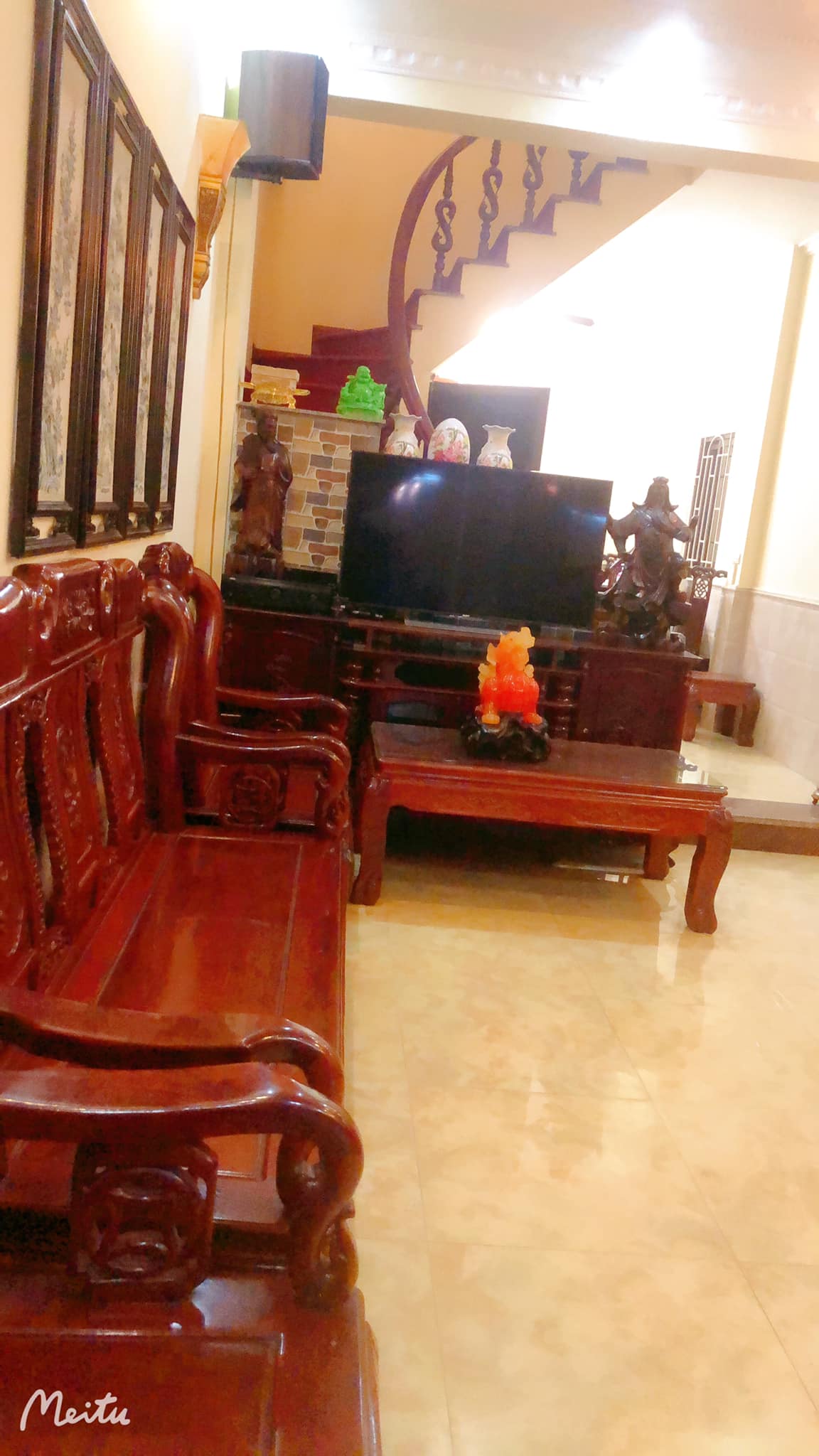 Bán nhà Chùa Láng - Đường Láng, 39m2 x 4 tầng, lô góc, hiện đại, 4 ngủ, giá 6.3 tỷ