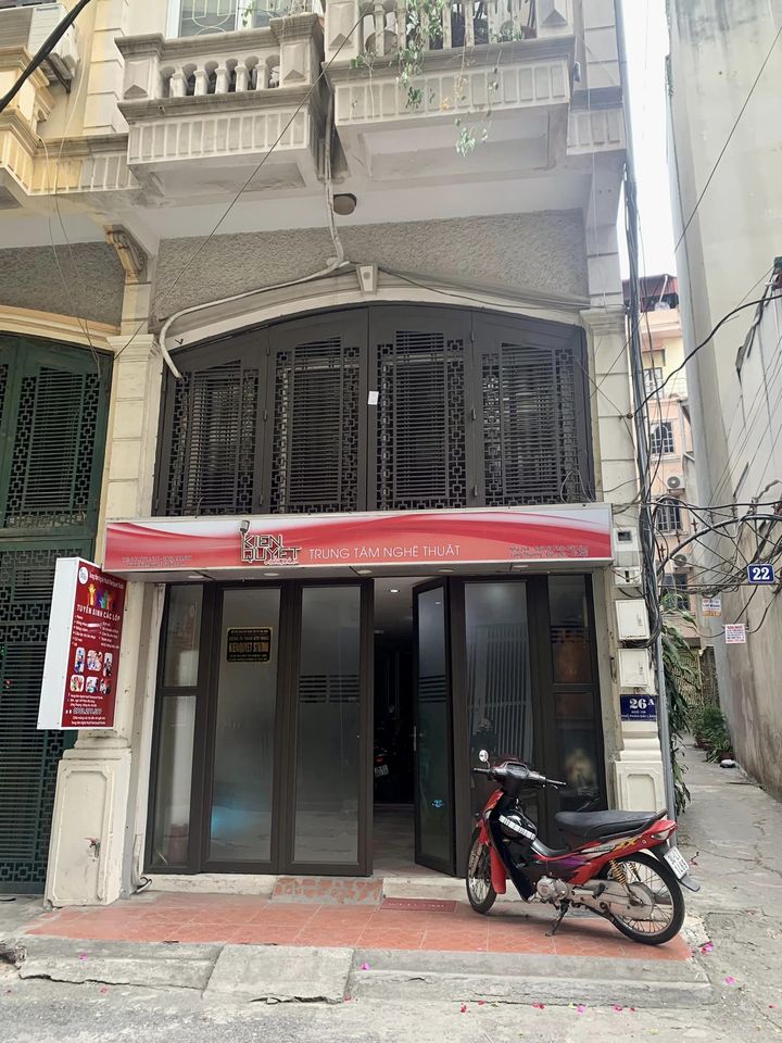 Cần bán nhà trong phố Pháo đài Láng- ngõ 159, Láng thượng, Đống Đa, Hà Nội