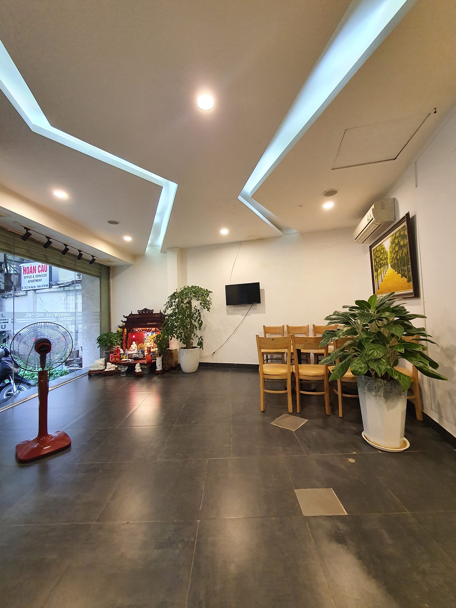 KHÁCH SẠN PHỐ TRẦN HƯNG ĐẠO, 16 PHÒNG + 2 CĂN HỘ KINH DOANH KHỦNG. 25.5 TỶ