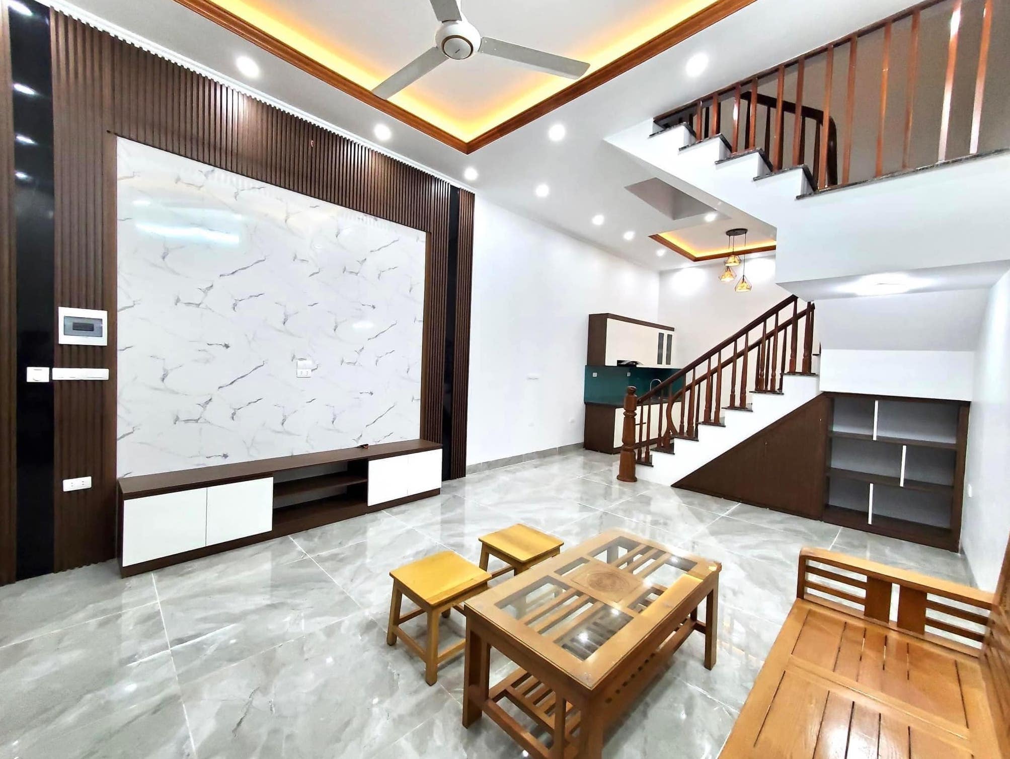 BÁN NHÀ NGÕ 376 ĐƯỜNG BƯỞI, QUẬN BA ĐÌNH, DIỆN TÍCH 60M, MẶT TIỀN 4,1M, 3 TẦNG. GIÁ CHỈ 7,1 TỶ
