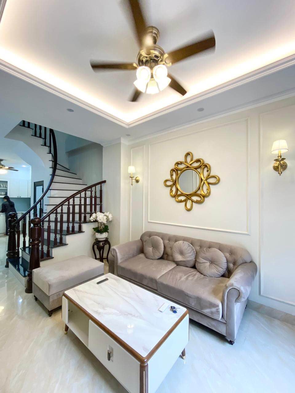 BÁN NHÀ NGÕ 44A HÀNG BỒ, QUẬN HOÀN KIẾM, DIỆN TÍCH 49M, MẶT TIỀN 4,7M, 5 TẦNG. GIÁ 14 TỶ