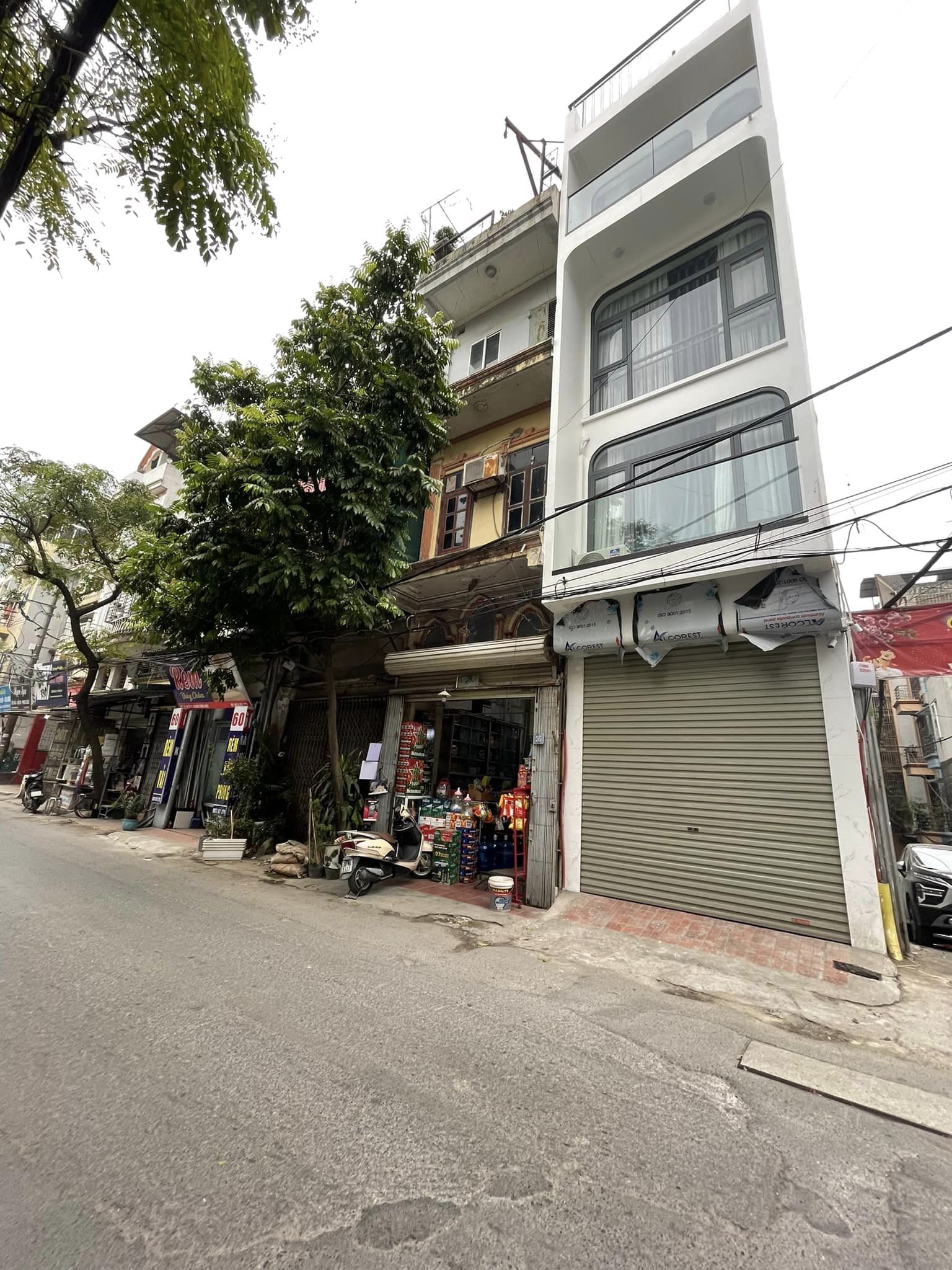 Bán nhà mặt Phố Hoàng Công Chất, quận Bắc Từ Liêm, Ô TÔ, KD, 39m x 4 Tầng, giá 5.6 tỷ